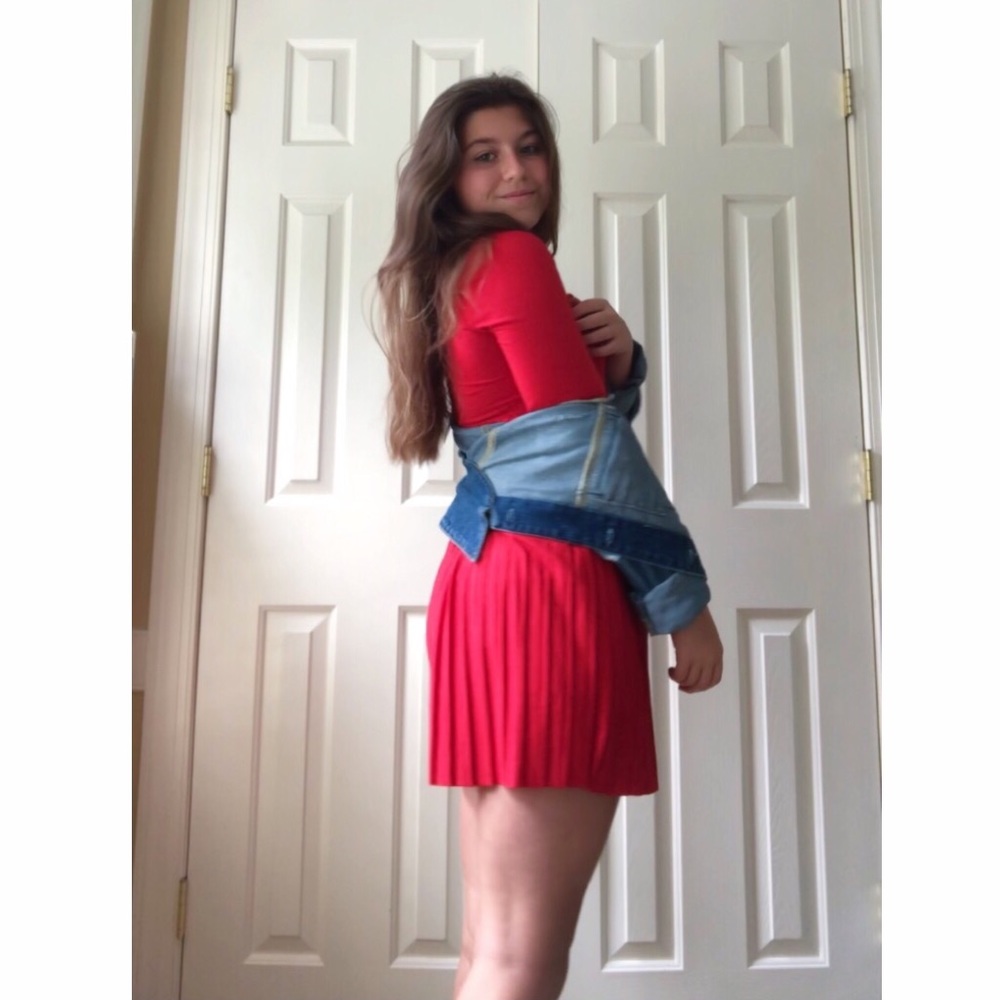 Quarter sleeve red mini dress - Picture 5 of 5